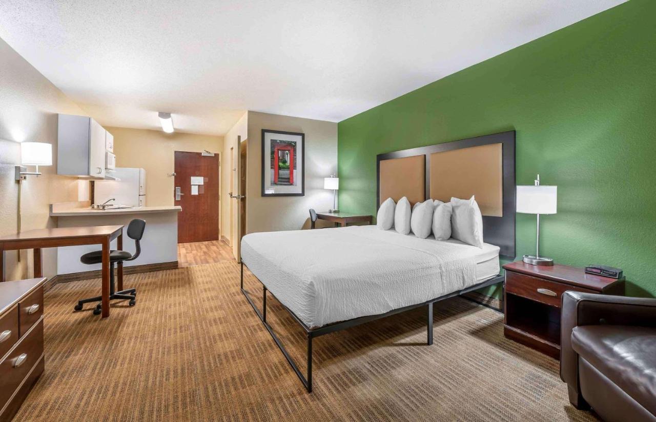 Extended Stay America Suites - Indianapolis - Airport Exterior foto